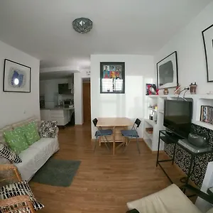Cómoda Ubicación, Cerca De La Playa Apartamento
